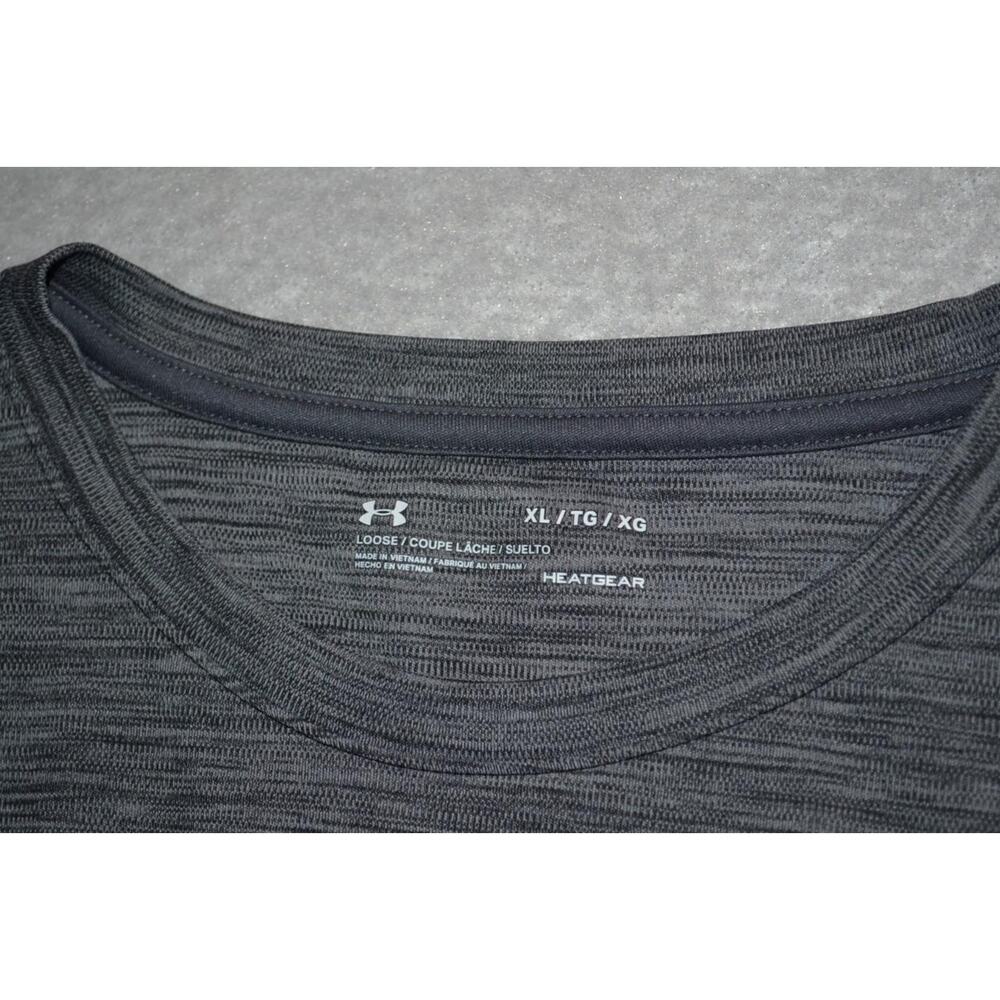 25326 Under Armour Gym Shirt Size XL Womens Gray Polyester Performance - Picture 7 of 7